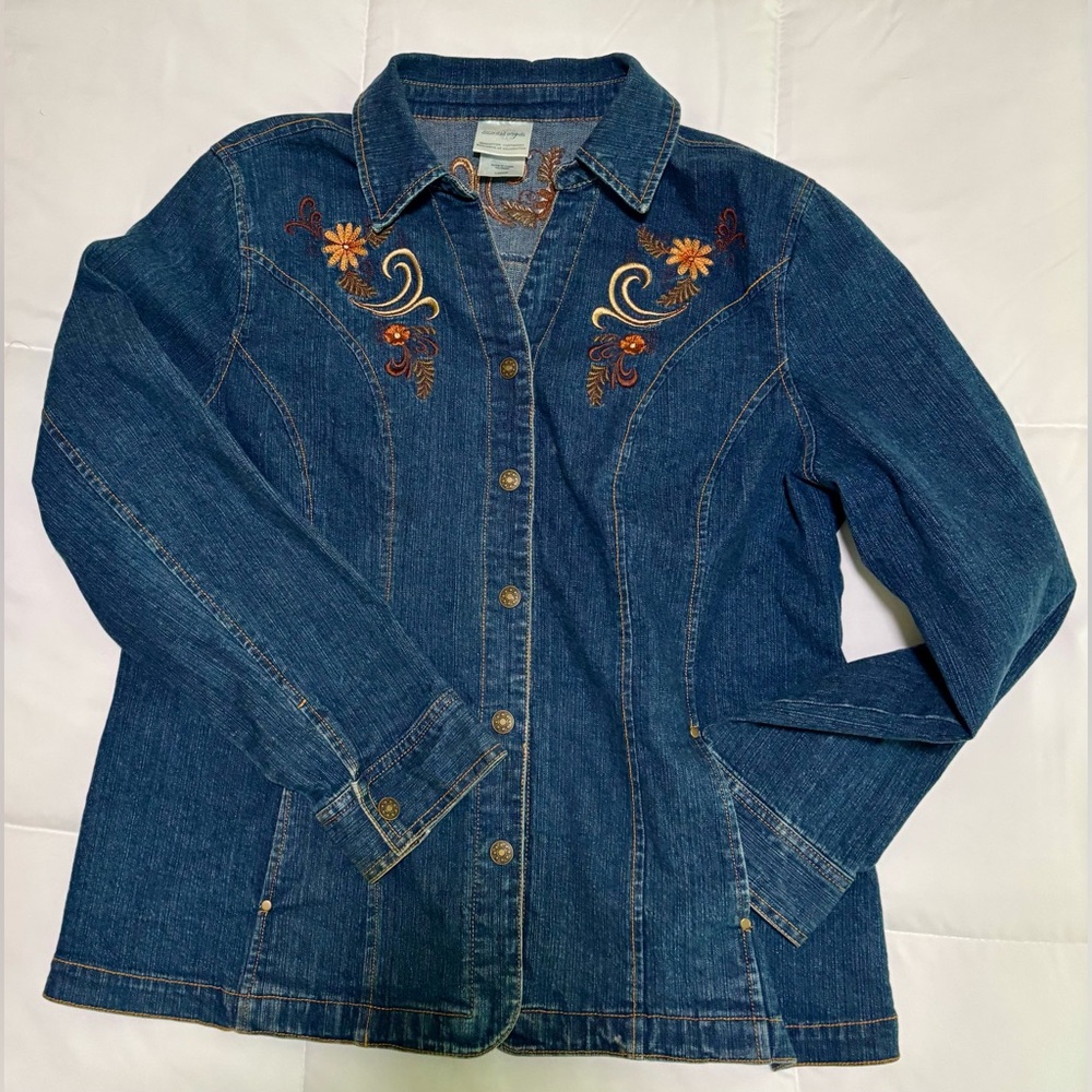 Vintage “decorated originals” Embroidered Denim Button-Up Shirt / Jacket